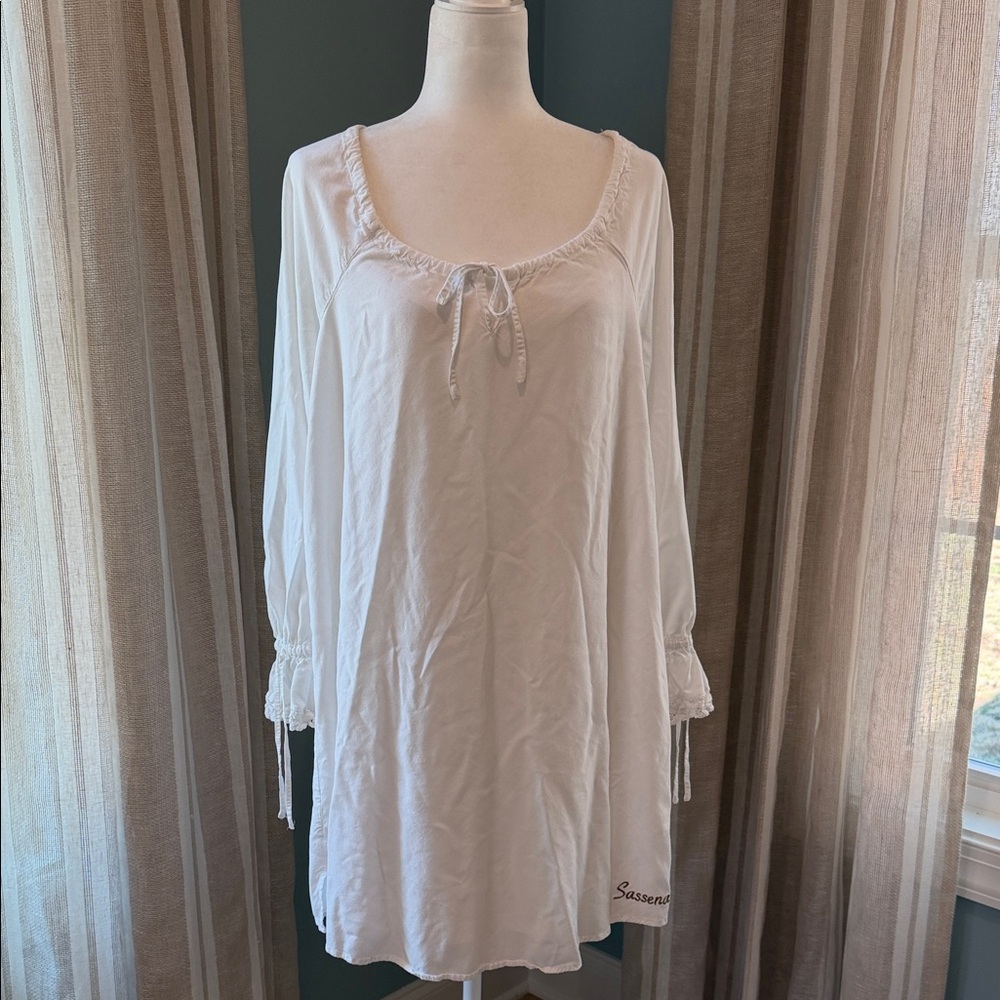 Torrid Outlander White Sassenach Night Gown, Size 1 (XL) - Picture 2 of 16
